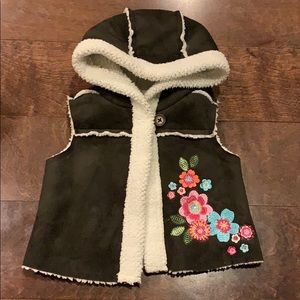 Girls brown suede, fleece lined vest